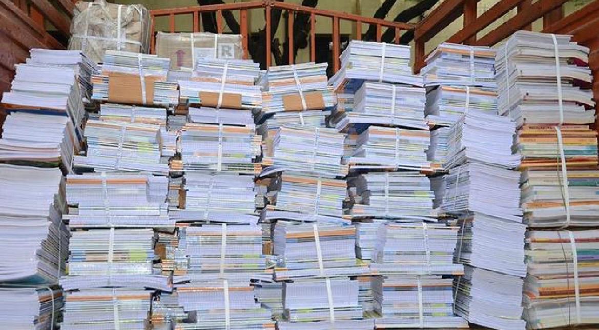 Supreme Court-in NCERT Class-8 Zirlaibua Judiciary Sawichhiatna Chungchangah Hmalakna A Kalpui 